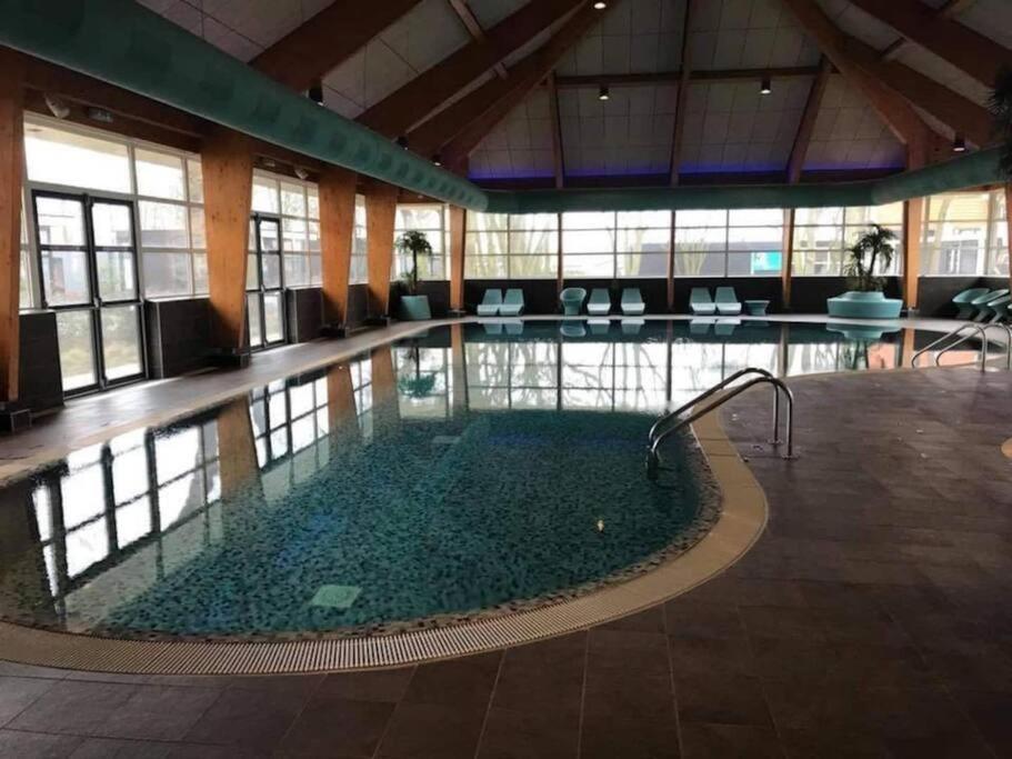 Nieuw! 6-Persoons Chalet Aan Het Veluwemeer Dichtbij Harderwijk, Amersfoort En Zwolle Villa Hulshorst Exterior foto